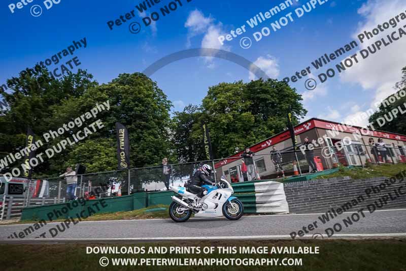 cadwell no limits trackday;cadwell park;cadwell park photographs;cadwell trackday photographs;enduro digital images;event digital images;eventdigitalimages;no limits trackdays;peter wileman photography;racing digital images;trackday digital images;trackday photos